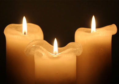 تحميل صور شمعات حلوة بيضاء White candles Pictures-عالم الصور